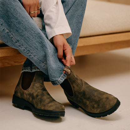 #585 Classic boots